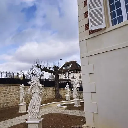 Chateau Du Xviie Bords De Marne La Varenne * Chennevieres-sur-Marne