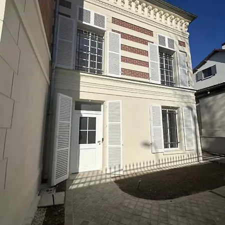 公寓 Chateau Du Xviie Bords De Marne La Varenne